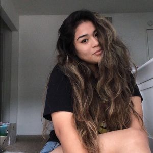 Meet your Posher, Aylin